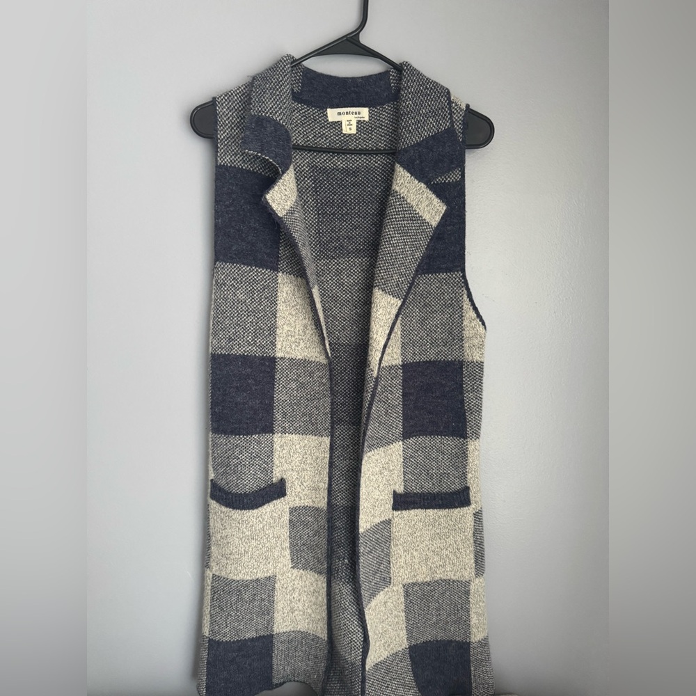 Long checkered sweater vest